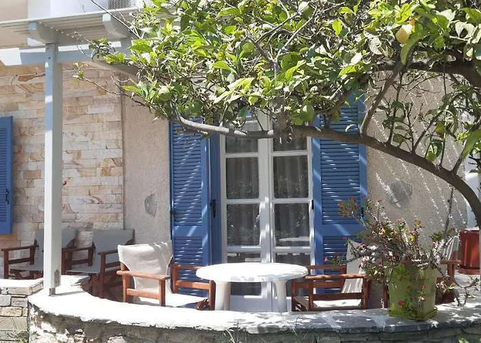 Ioanna Aparthotel 4*