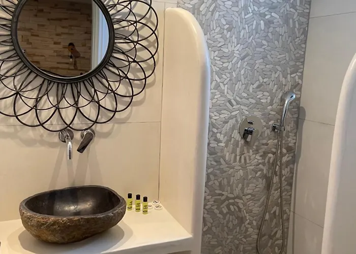 Ioanna Aparthotel 4*