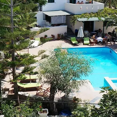 Ξενοδοχείο με διαμερίσματα ιωάννα Άγιος Προκόπιος