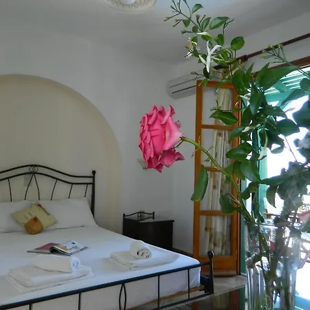 Ioanna 4* Agios Prokopios (Naxos)