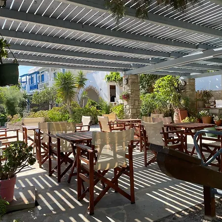 Ξενοδοχείο με διαμερίσματα ιωάννα Άγιος Προκόπιος